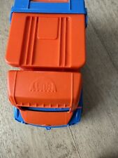 Lena Müllwagen, Müllwagen Spielzeug