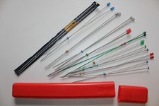 Stricknadeln-Set/Jackennadeln-Set (10Standard & Nadelspiel) mit Aufbewahrungsbox