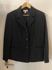 Schöner Nadelstreifen Damen