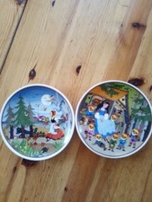 Zwei Sammelteller, Wandteller "Grimms Märchen" von Barbara Fürstenhöfer