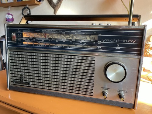 Retro grundig kofferradio - grundig, /