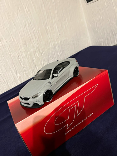 Spirit bmw m4 modellauto - gt,