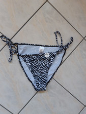 schwarz-weiß gemusterte