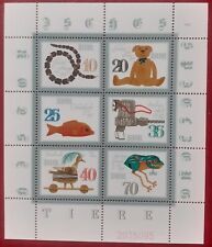 Briefmarken DDR Historisches Spielzeug 1981 Teddybär Steckenpferd Springfrosch