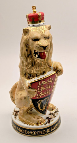Royal crown derby - royal, of