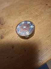 Schöne alte Pillendose Messing und Emaille