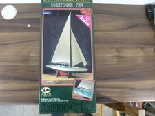 KRICK Amati 1700/80  U.S. Defender 1964 Constellation "Bausatz" 1:35  OVP