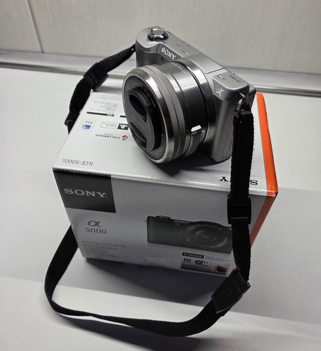 Sony αlpha 5000 mit 50mm - αlpha, 16-50mm