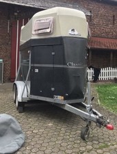 Pferdeanhänger mit Sattelkammer Böckmann  2 Pferde