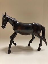 Pferd Holzpferd geschnitzt