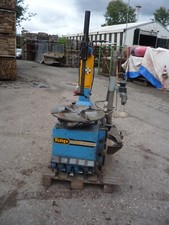 FAP-REIFEN-MONTIERMASCHINE-REIFEN-MONTIER-MASCHINE-TOP-ZUSTAND und FUNKTIONIERT