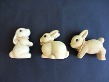 Osterdeko-Set / 3 Hasen Figuren / Keramik