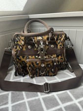 George Gina & Lucy Tasche