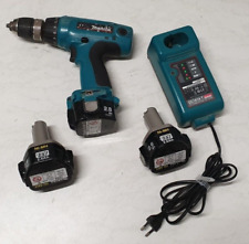 Akku Bohrschrauber Makita mit 3 Akkus, 1 x gut, 2 x sehr schwach f. Zellentausch