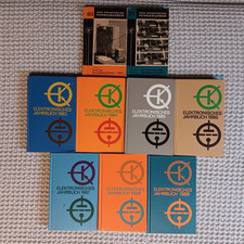  Elektronisches Jahrbuch, Militärverlag der DDR, 7 Bände von 1983 - 1989  