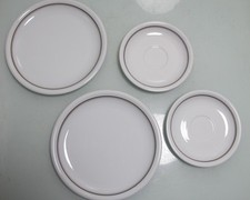 2 Kuchenteller + 2 Untertassen