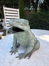 Bronzeskulptur sitzender Frosch aus Bronze Gartendekoration!Wasserspeier