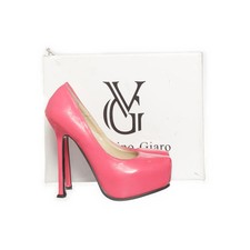 Valentino Giaro, Pumps