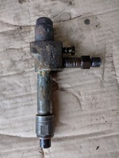 Düsenstock Einspritzdüse KD70SDA39/14 für Hanomag Traktor R35/45 KD 70 SDA 39/14