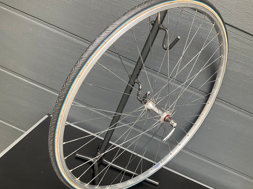 Vintage front wheel - 28",