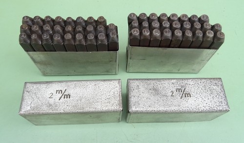 Satz schlagbuchstaben mm - schlagbuchstaben,
