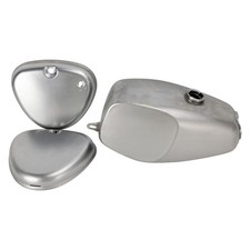 Benzintank und Seitendeckel