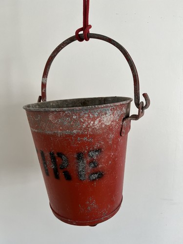 Vintage feuereimer aus - 1,