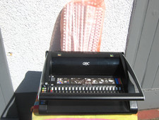 GBC Comb-Bind Bindemaschine