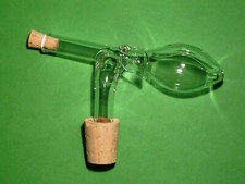 Schnapsspender, Ausgießer