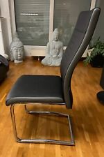 Schwingstuhl (2 verfügbar), Lederlook schwarz/grau, verchromtes Metallgestell