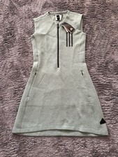 Grünes Adidas Sportkleid