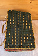 Vintage geflochten Rechteck Aufbewahrungskorb mit Deckel grüner Inhalt Nähen Picknick