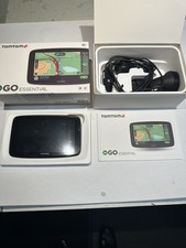 TomTom Go Essential 6" Bluetooth Wifi PKW Navigation - Schwarz (L134055)