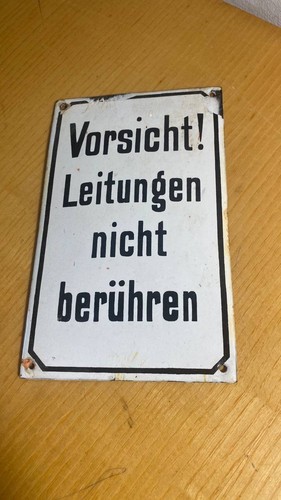 Vorsicht leitungen nicht - leitungen,