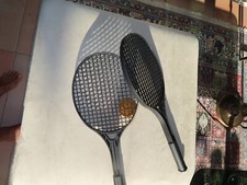 Tennisschläger, Universal Tennis, mit einem Softball und OV