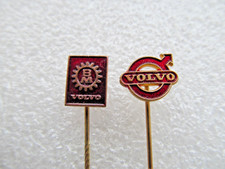 2 x alte Anstecknadel - VOLVO