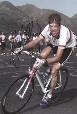 Jan Ullrich  original signiertes Foto 20 x 30 cm 