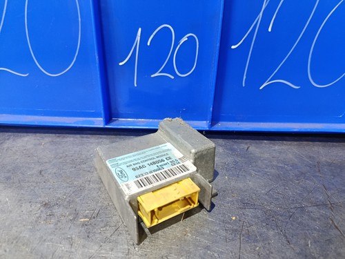Ford escort airbag crash - airbag,