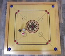 Carrom-Spielbrett, 81 x 83 cm mit 22 Steinen + Spielanleitung - Neuwertig