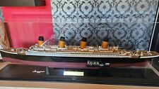 Hachette Titanic 1:200 gebaut incl. Vitrine, B 145 cm  T 25 cm  H 48 cm 
