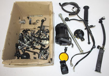 Restteile Achse Hupe Schrauben Halter Honda CB 750 Hornet RH12 (Lager 9-25)