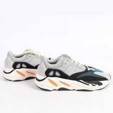 ED SHEERAN'S ADIDAS YEEZY