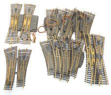 Fleischmann H0 Konvolut Modellgleis, Weichen, Kreuzungen - 16 teilig