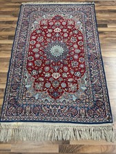 ✔ Isfahan | 107 x 162 |