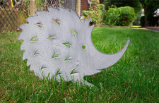 Gartenstecker Igel grau Metall