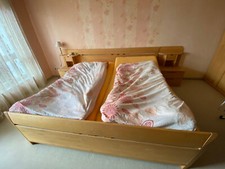 Schlafzimmer Erle massiv incl. Doppelbett, 2 Nachttische, Unterbettschubladen