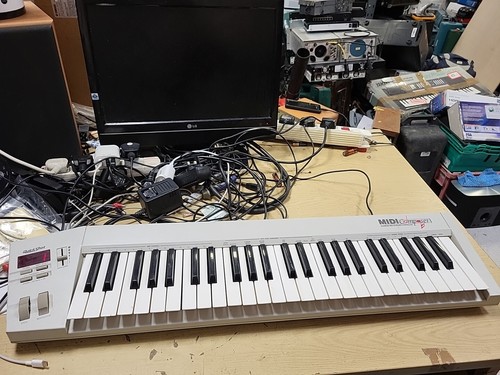 Quickshot pro tasten midi - 49,