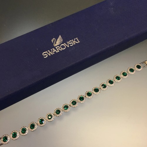Neu und verpackt swarovski - und,