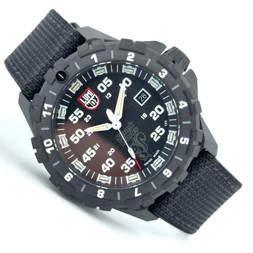 Luminox 117 nighthawk x - f-117,