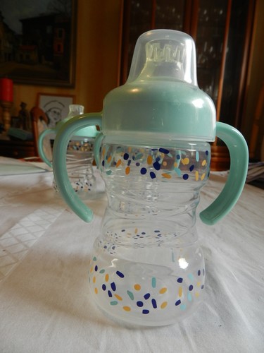 Trinklernbecher mit griff - trinklernbecher,